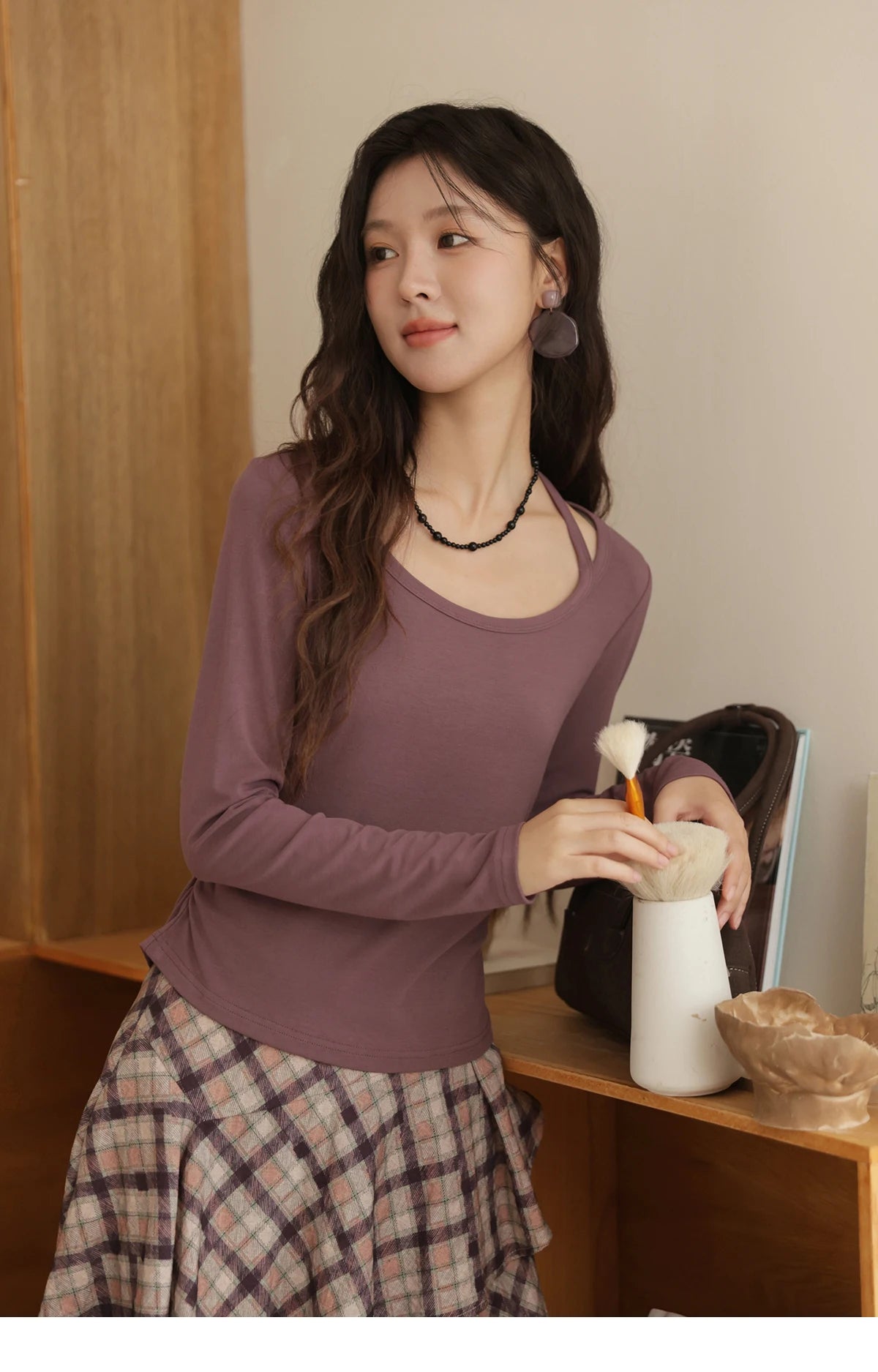 Mishow Hanging Neck Strap Pleated Waist Top MXE42T0720