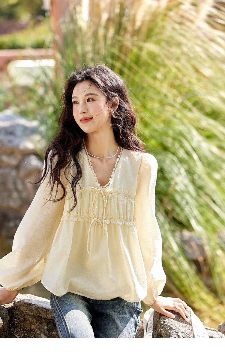 MISHOW Jacquard Lace V-Neck Blouse Ruffled Wavy Puff Sleeve MXE12C0397