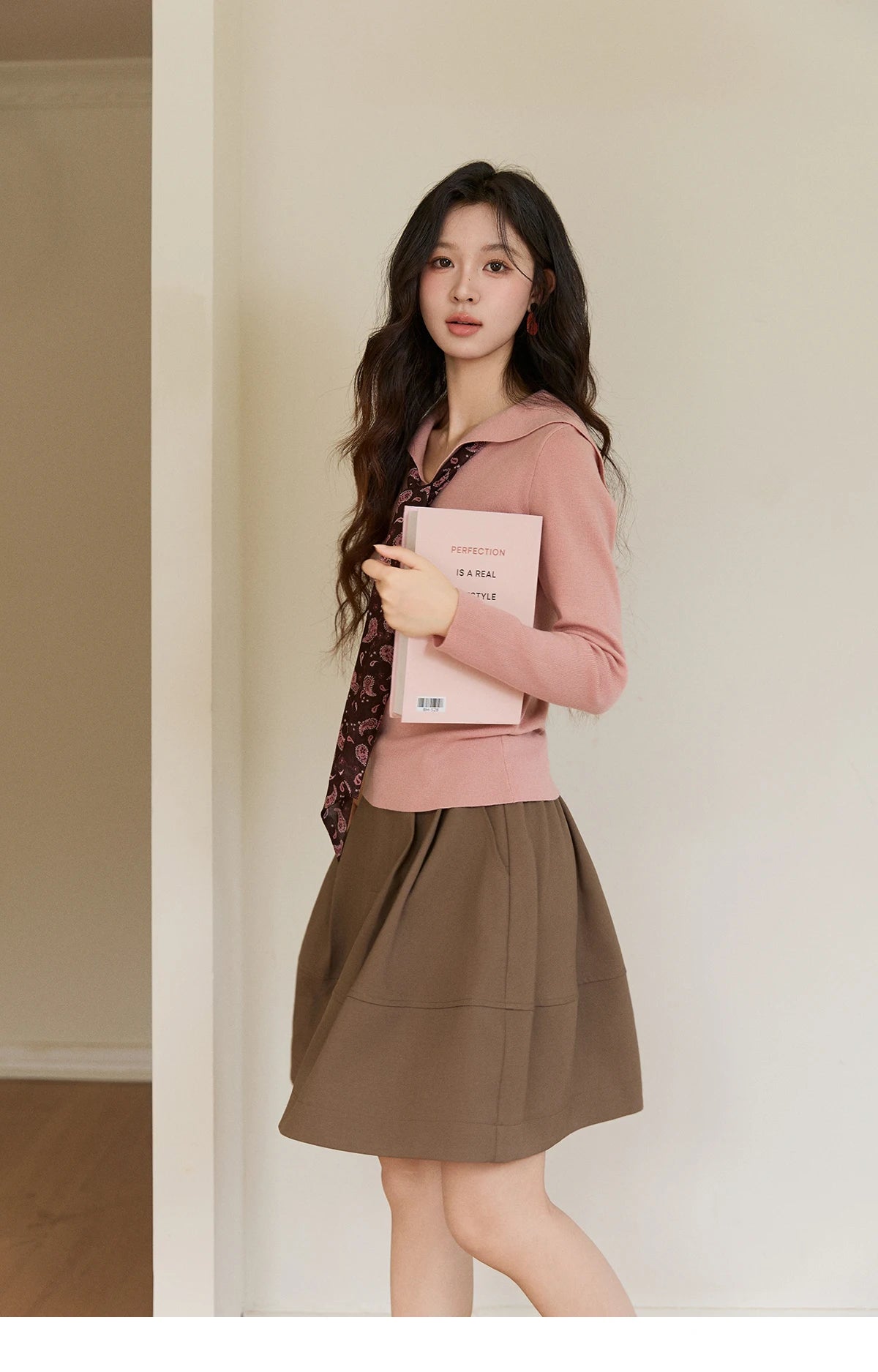 Mishow Pink Polo Neck Detachable Scarf Sweater MXF108Z1032