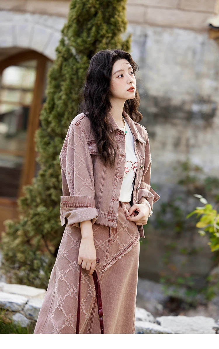 Mishow Apricot Heart Print Positive Shoulder Tee MXE11T0491