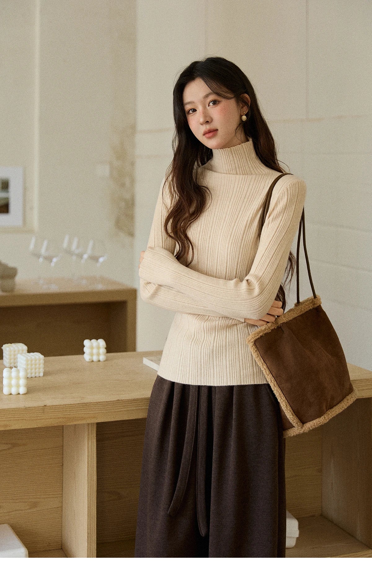 Mishow Knitted Lapel Collar Short Down Jacket MXE94Y0094