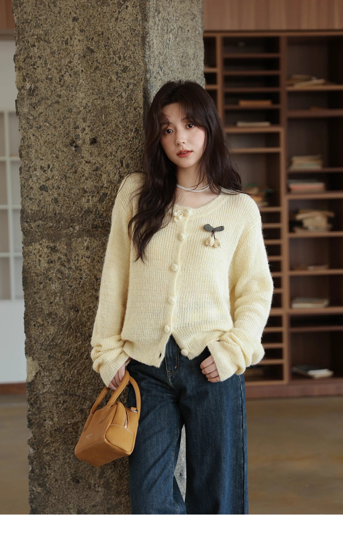 Mishow Camellia Brooch Round Neck Cardigan MXE44Z1390