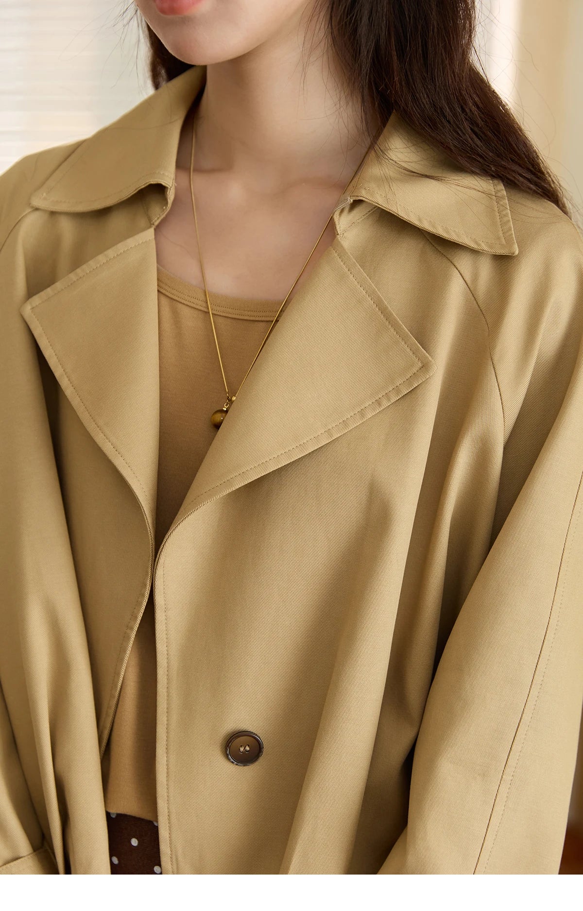 Mishow Khaki Handmade Pleated Short Trench MXE43W0804
