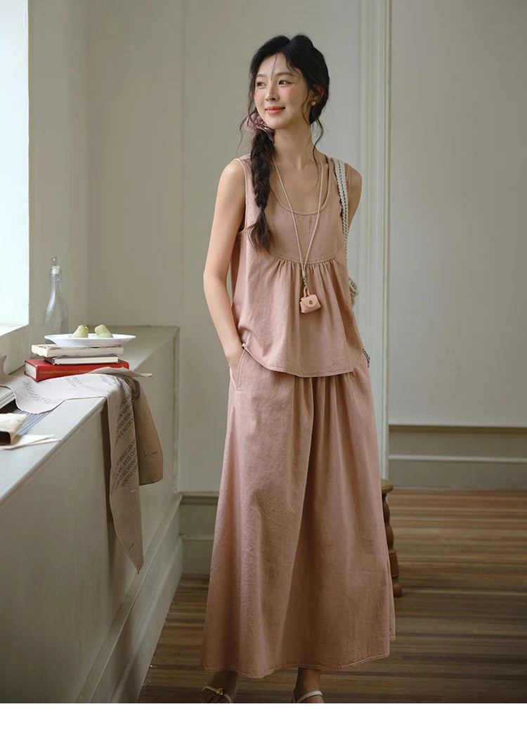 Mishow U-Neck Sleeveless Top & A-Line Skirt Set MXE35T0606