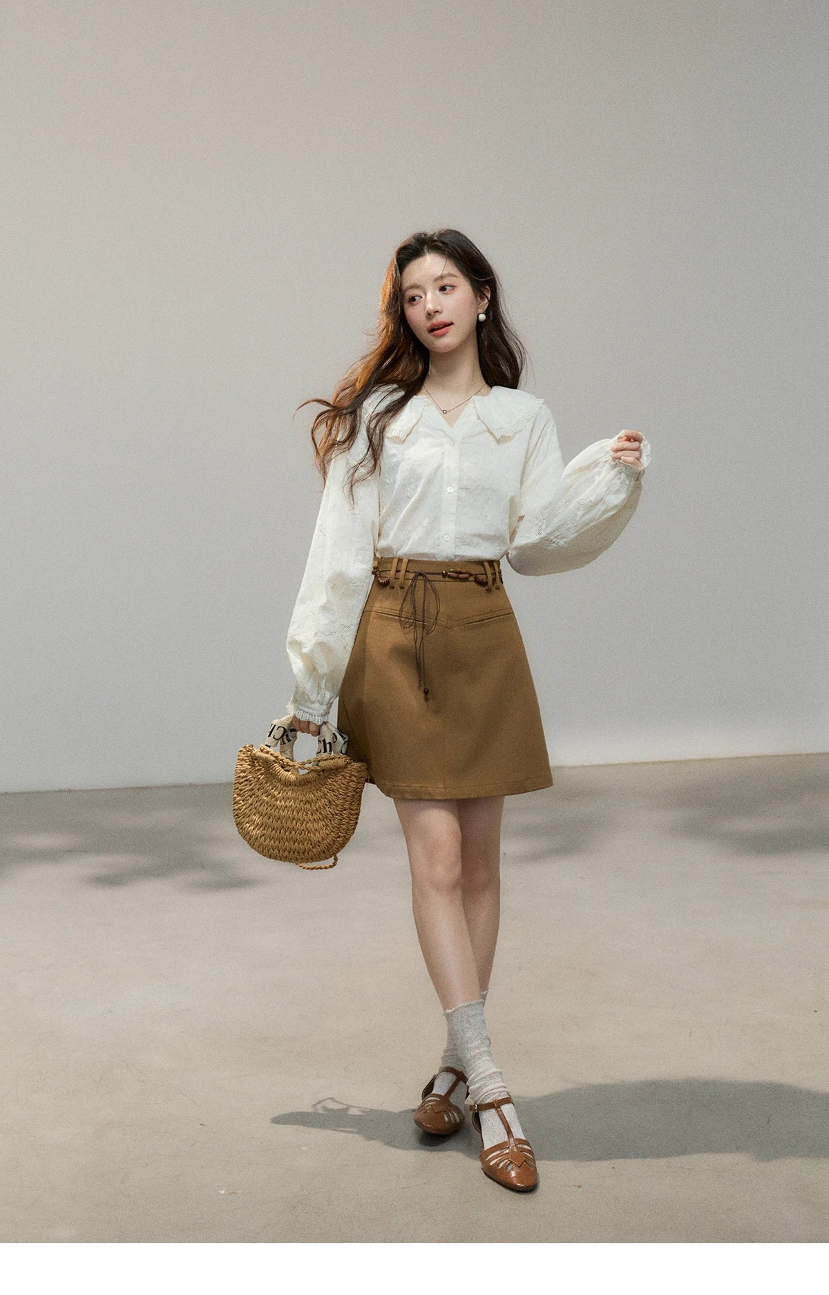 MISHOW Beige Lace Shirt Peter Pan Collar Micro Lantern Sleeve MXF108C0813