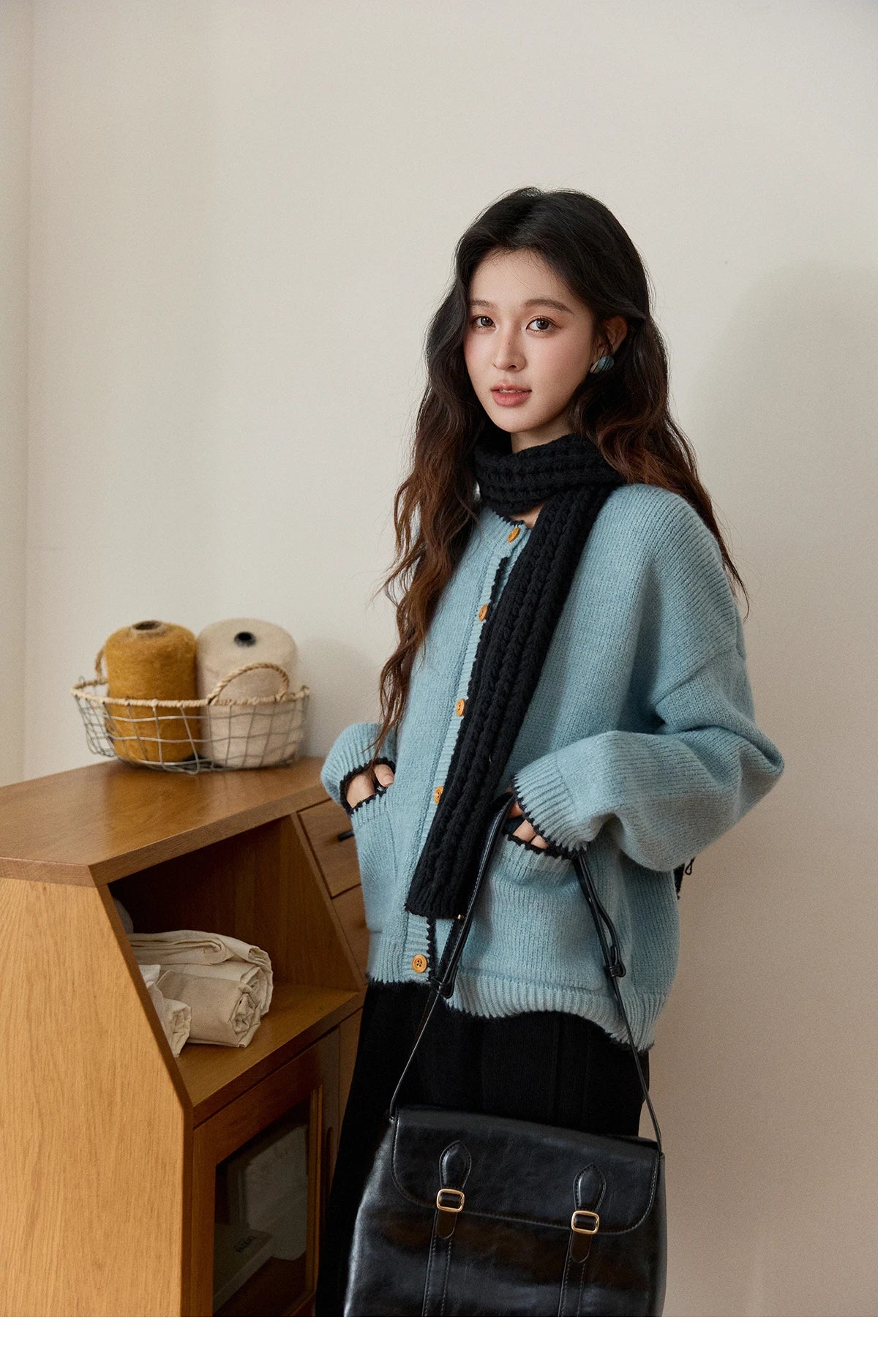 Mishow Yellow Color Collision Edge Pocket Cardigan MXE94Z2973