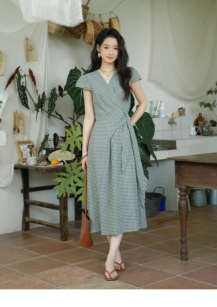 Mishow V-Neck Plaid Waist Cinched Sash Dress MXE39L2410