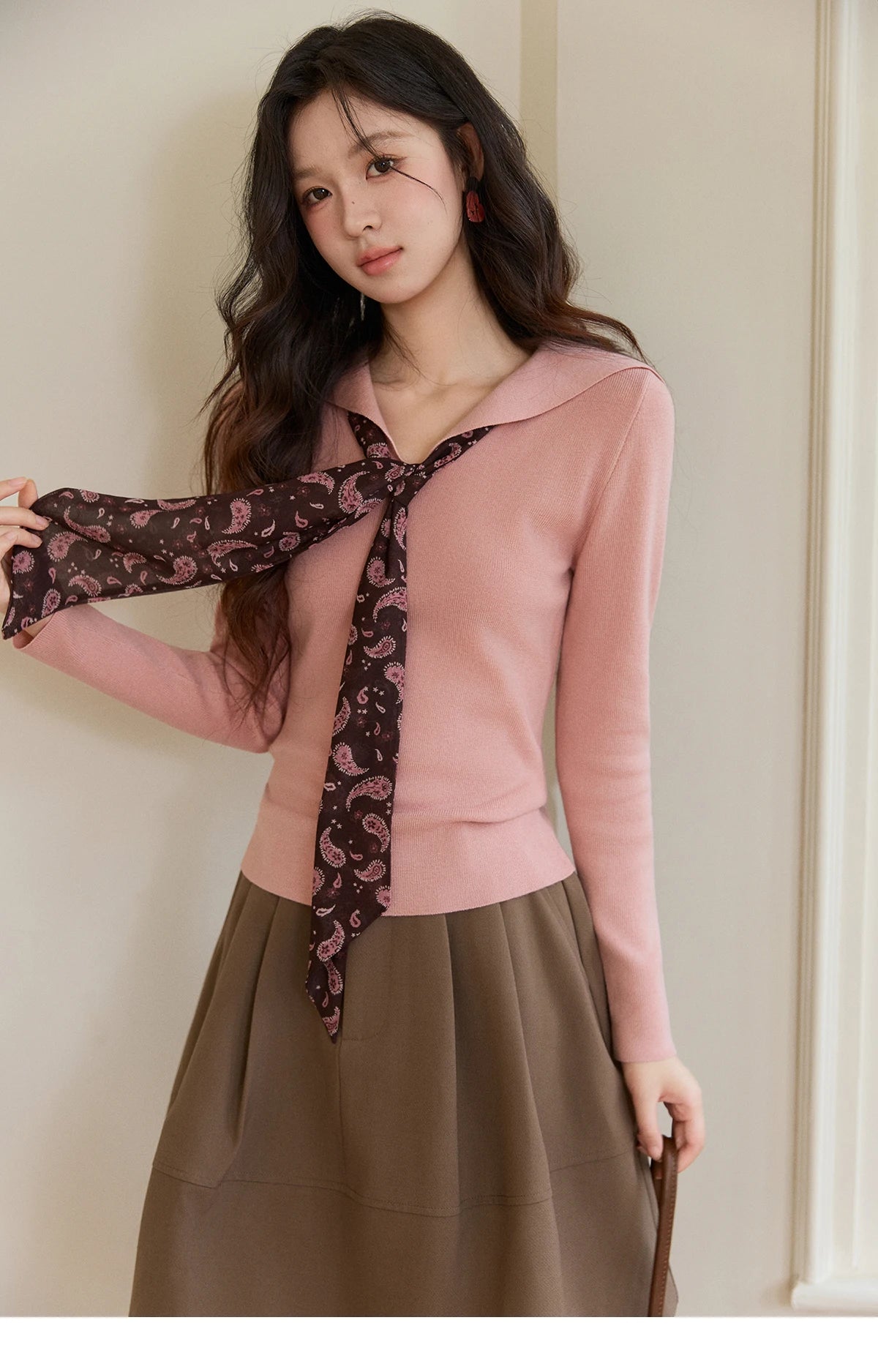 Mishow Pink Polo Neck Detachable Scarf Sweater MXF108Z1032
