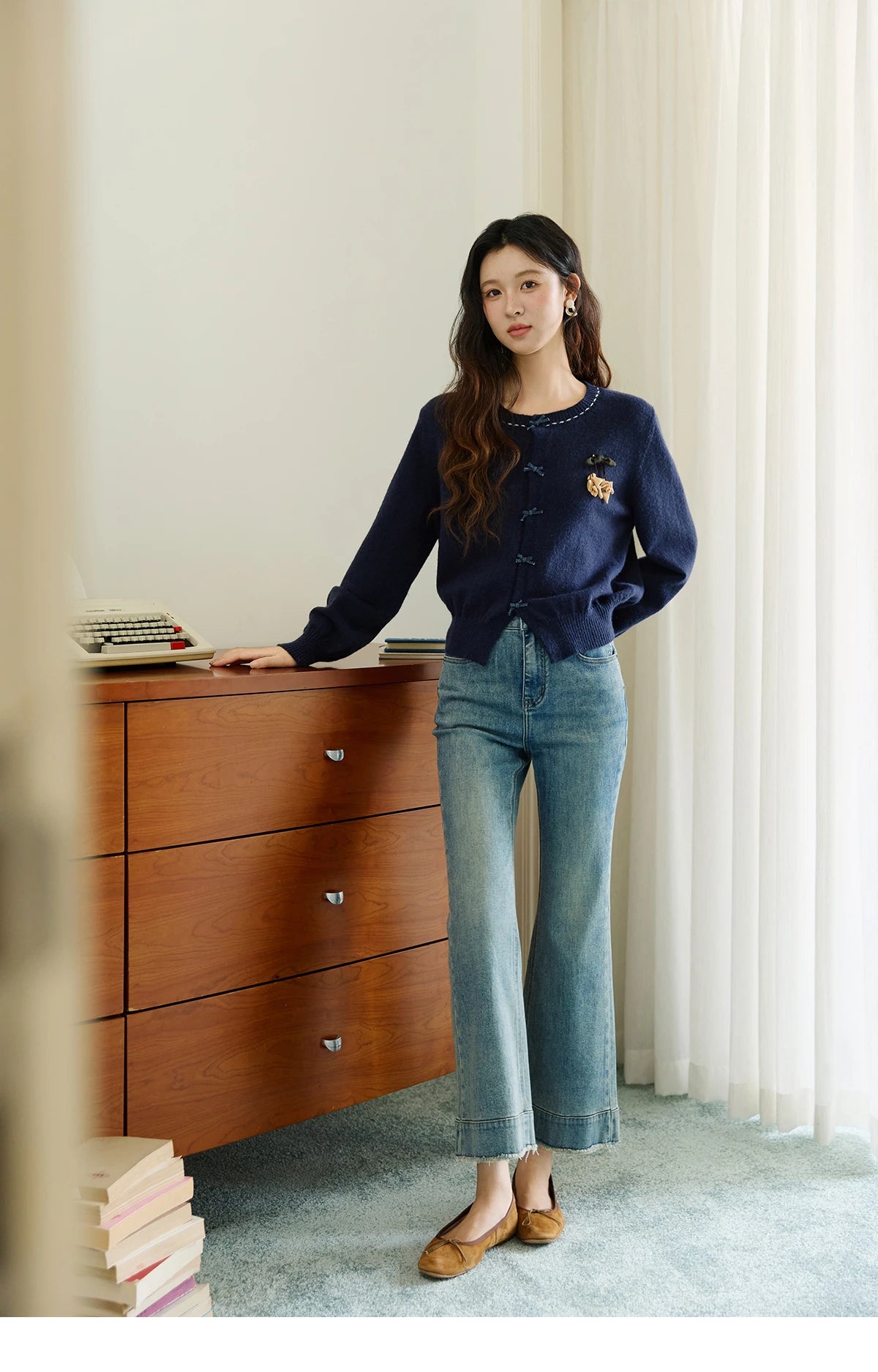 Mishow Bow Placket Lantern Sleeve Cardigan with Brooch MXE45Z1377