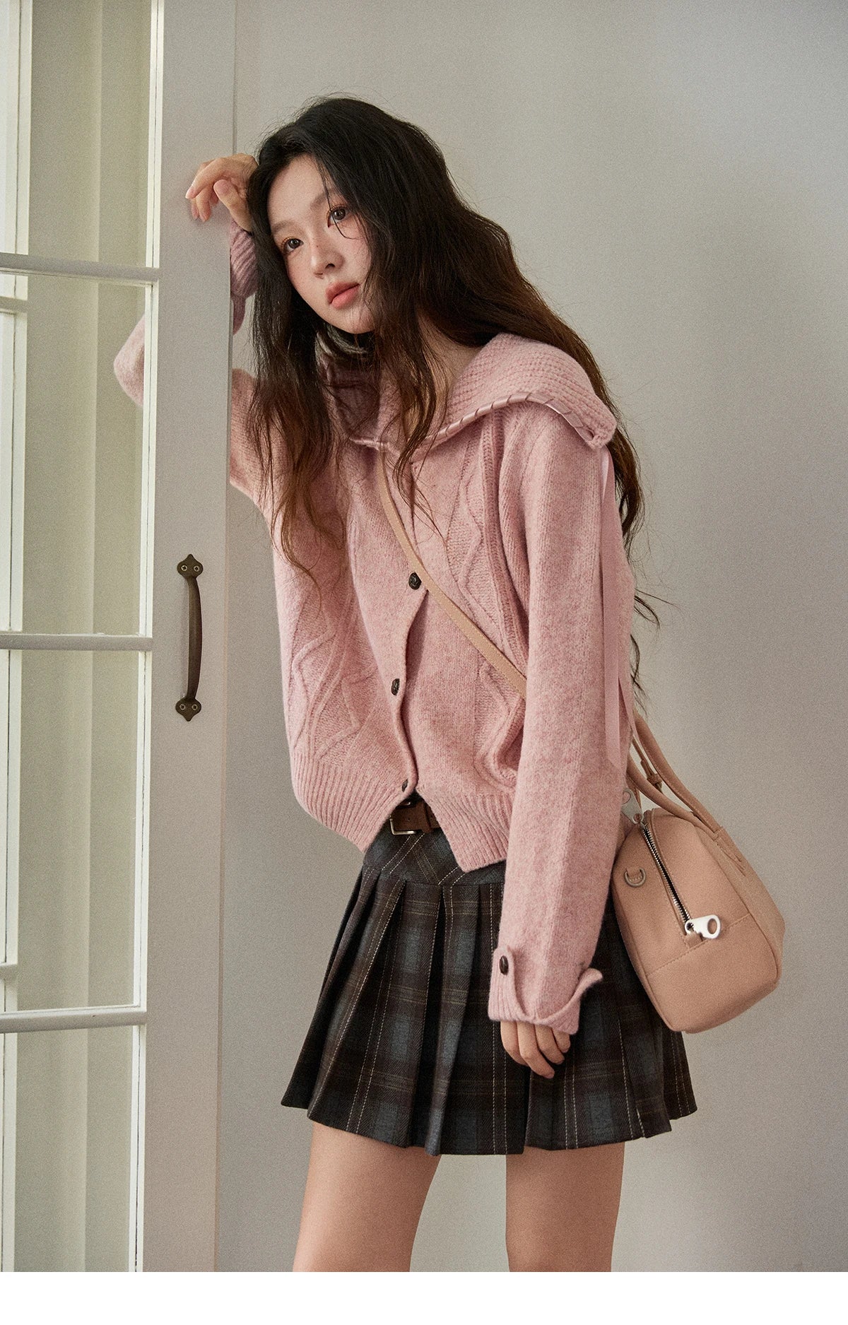 Mishow Elegant Large Turn-Down Collar Knit Cardigan MXE89Z2636