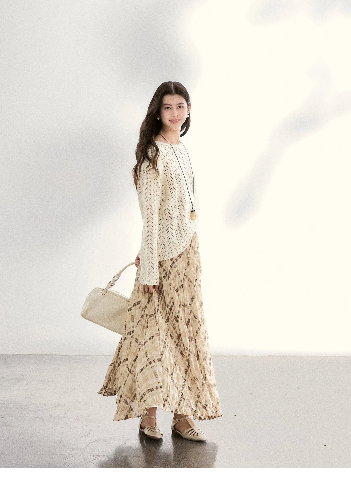 Mishow Beige Hollow Crew Neck Sweater MXF13Z3017