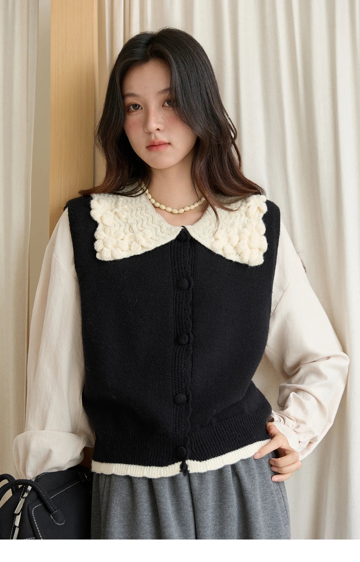 Mishow Black Peter Pan Collar Knitted Vest MXE45Z2484