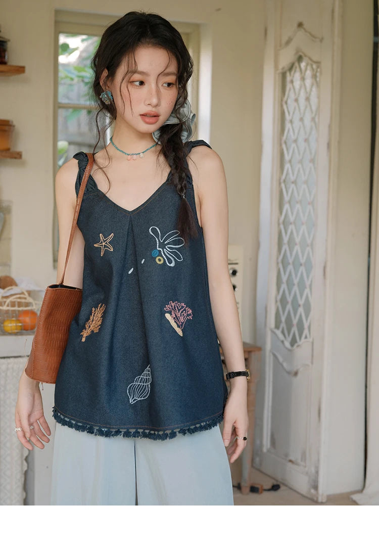 Mishow Embroidery Lace Tassel Denim Vest MXE37X1860