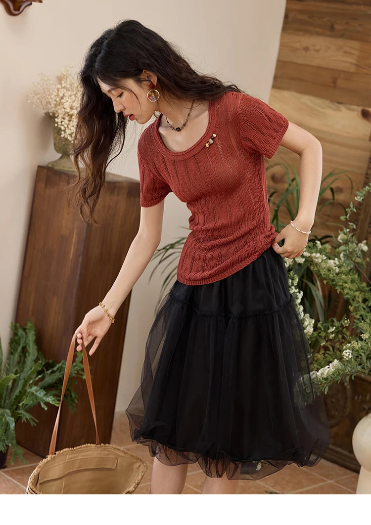Mishow Retro Red Hollow Bead Knit Tee MXE35Z1271