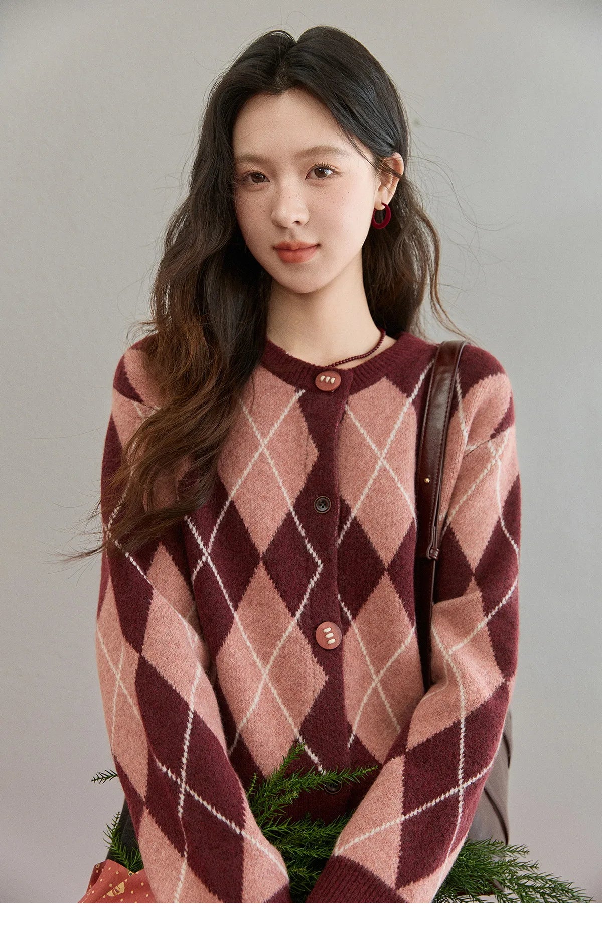 Mishow Retro Diamond Grid Contrast Cardigan MXE91Z2773