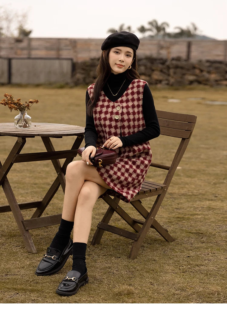 Mishow Plaid V-Neck Sleeveless Woolen Vest Dress MXB47L1332