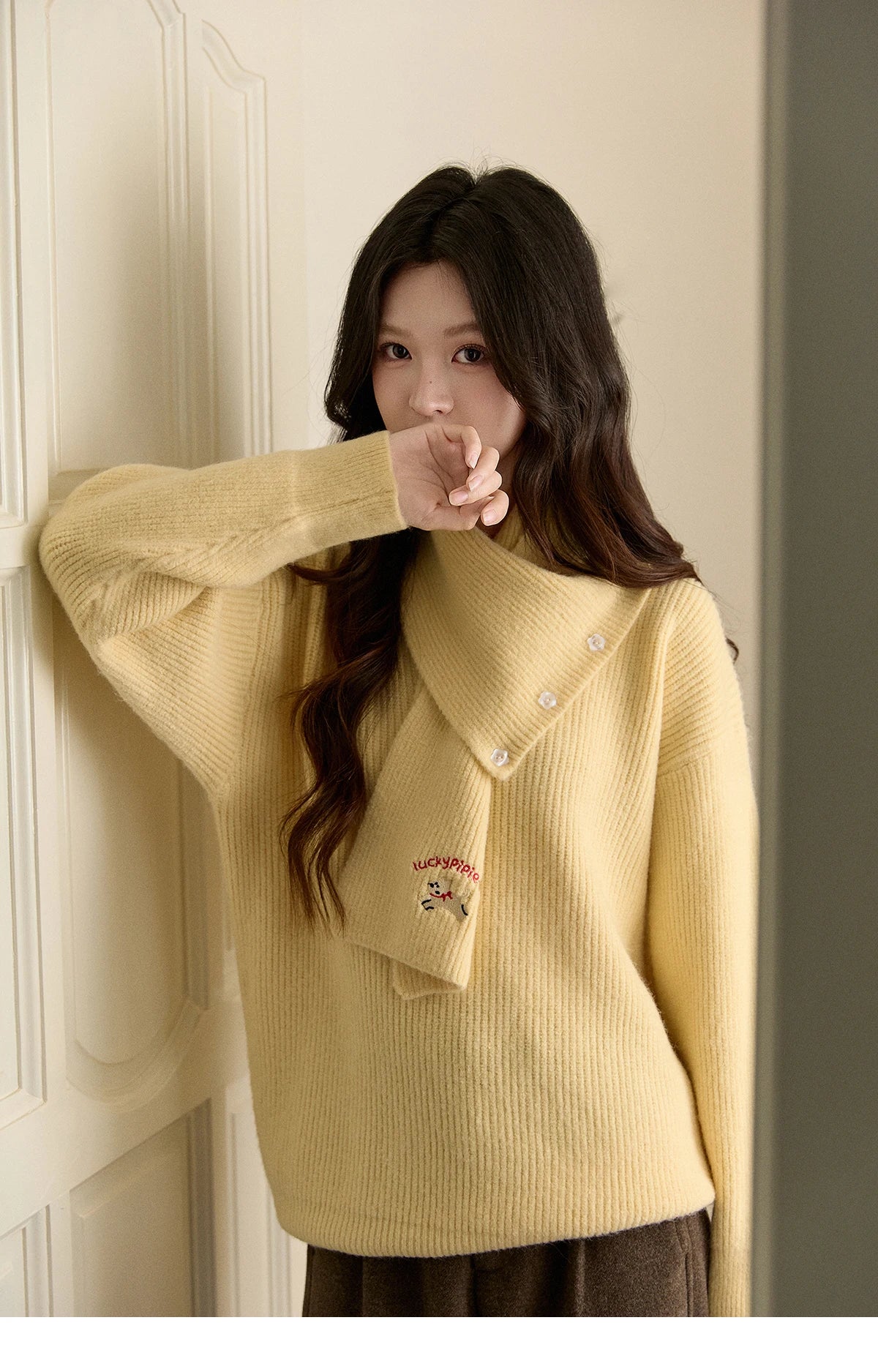 Mishow Yellow Sweater with Detachable Scarf MXE93Z2953