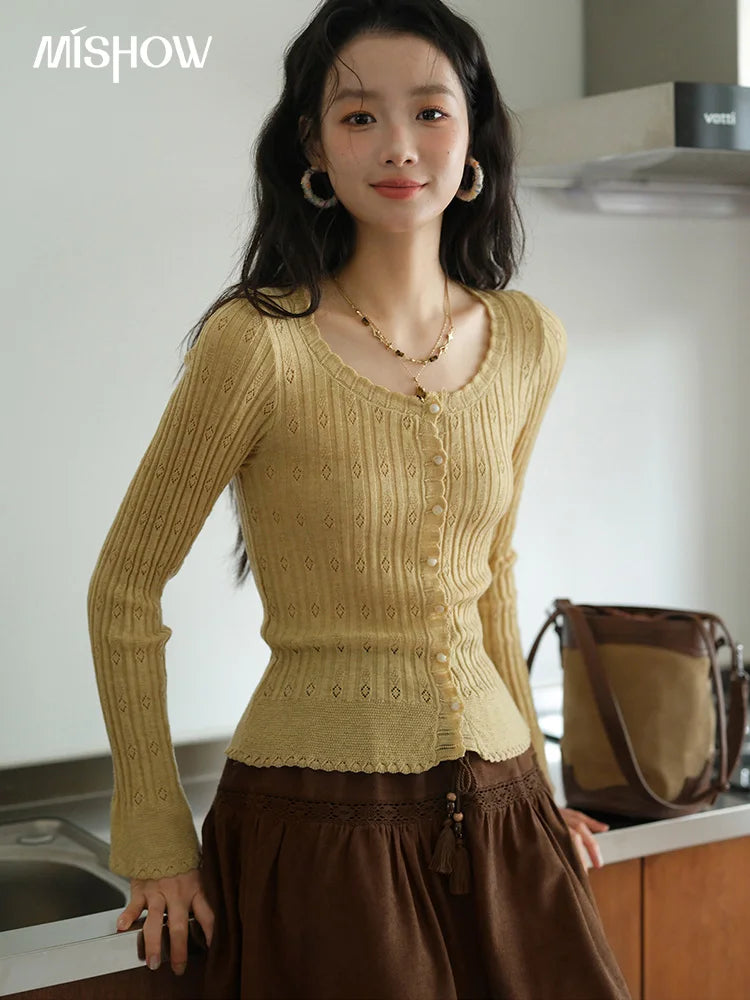 Mishow Pit Stripe French Retro Round Neck Cardigan MXE42Z1374