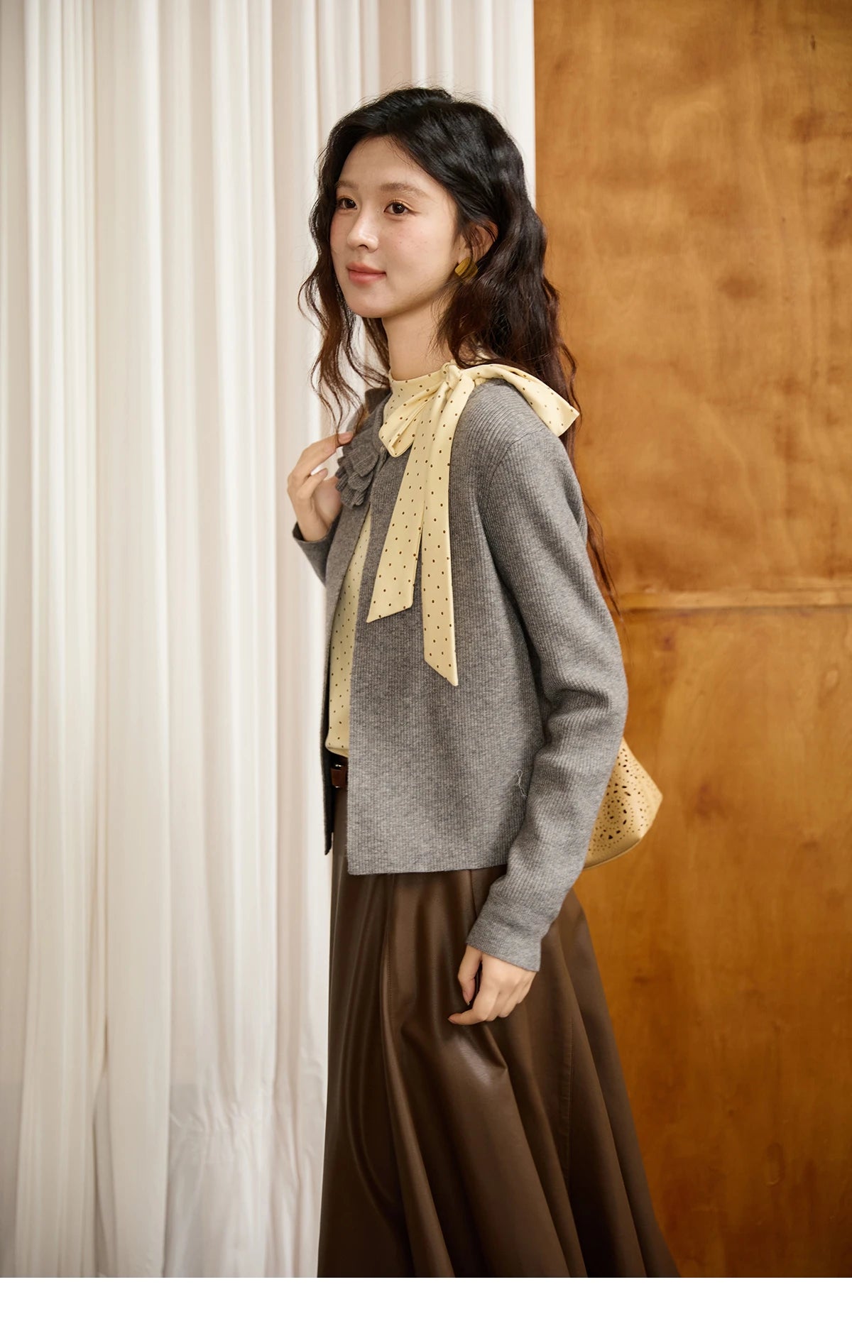 Mishow Gray Ruffled Collar Floral Yarn Cardigan MXE45Z1378