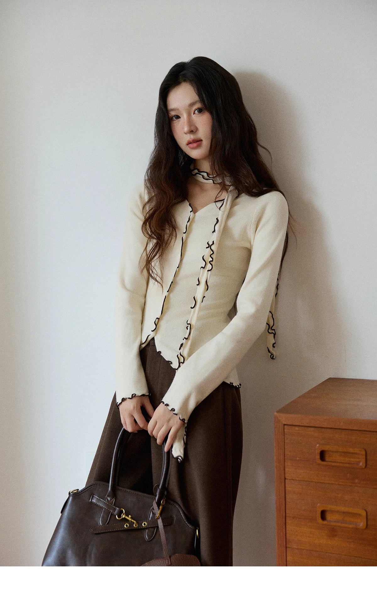 Mishow Ruffled Edge V-Neck Ribbon Knit Pullover MXE86Z2728