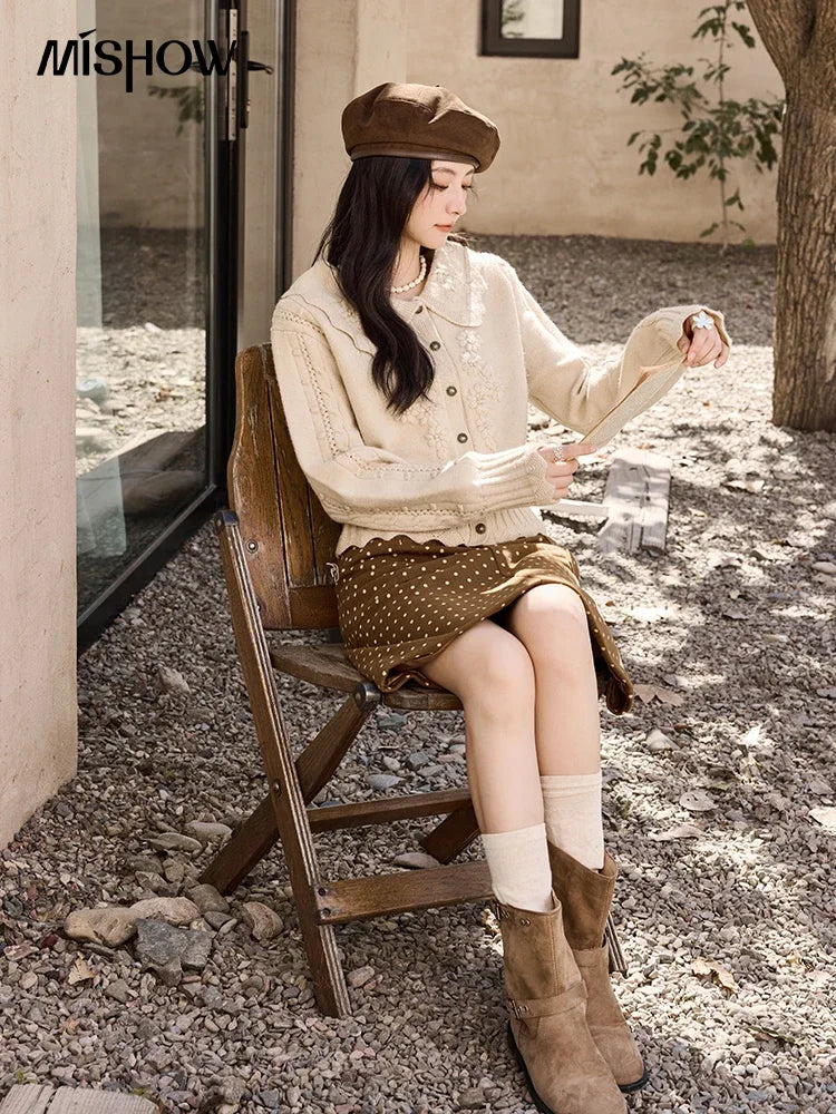 Mishow French Retro Doll Collar Embroidered Sweater MXD35Z0895