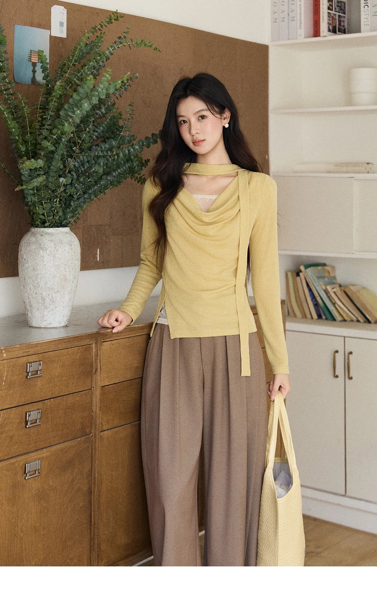 Mishow Yellow Lace Splicing Ribbon Collar Top MXF108Z1030
