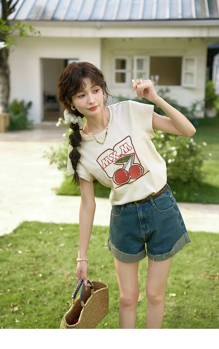 Mishow High Waist Curled Edge Denim Shorts MXD30K0659