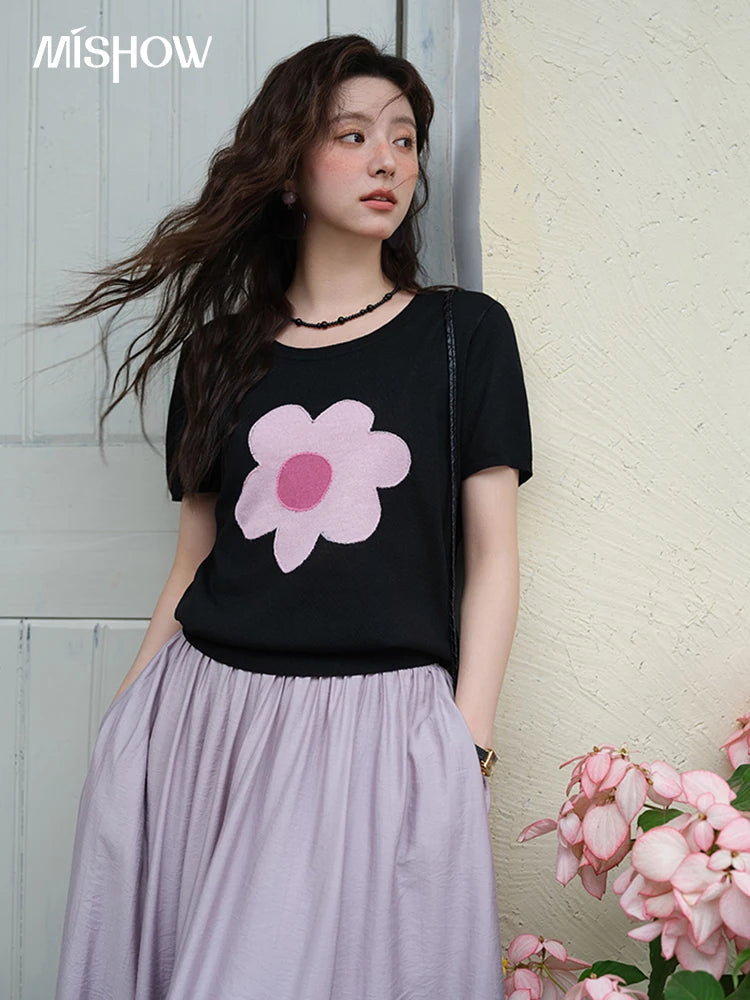 Mishow Contrast Color Flower Knit Tee MXE39Z1311