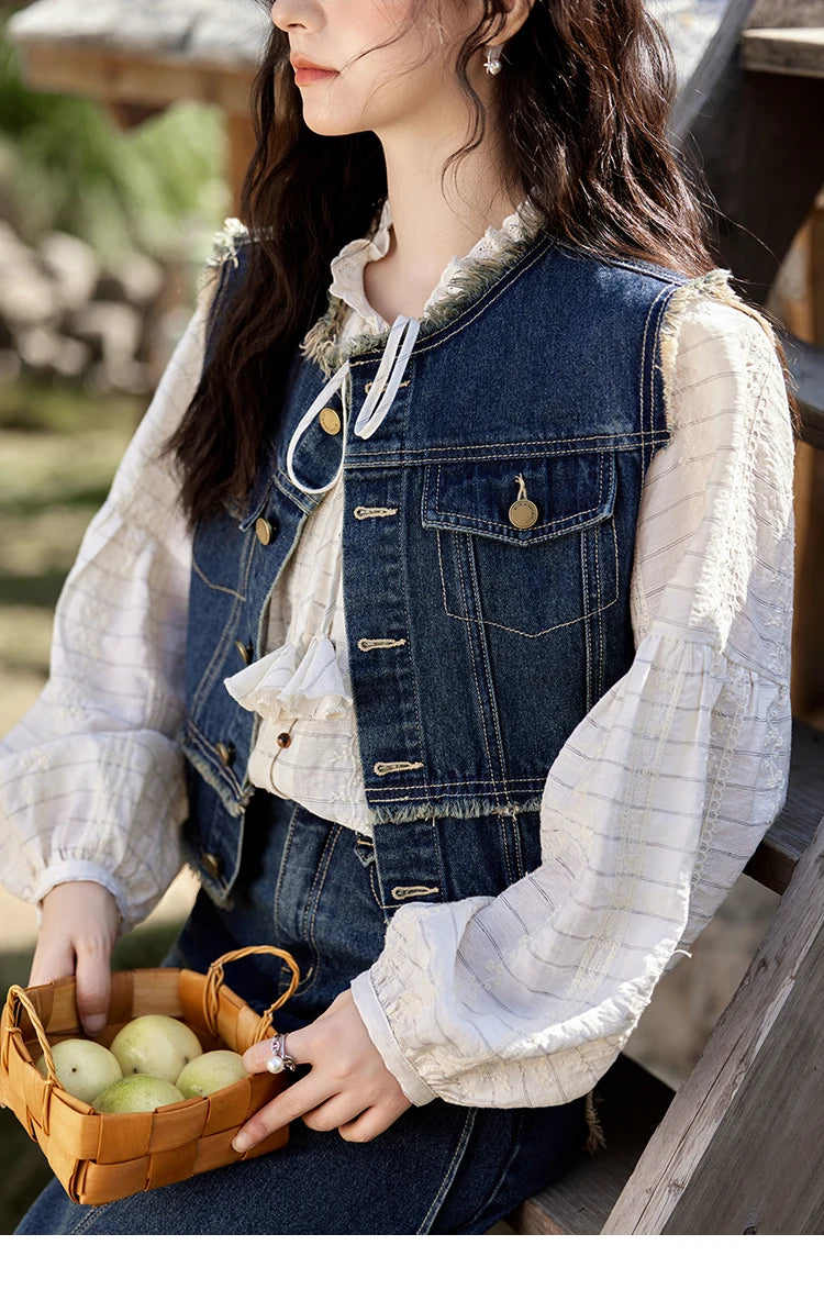 Mishow Raw Edge Round Neck Denim Vest MXE12W0710
