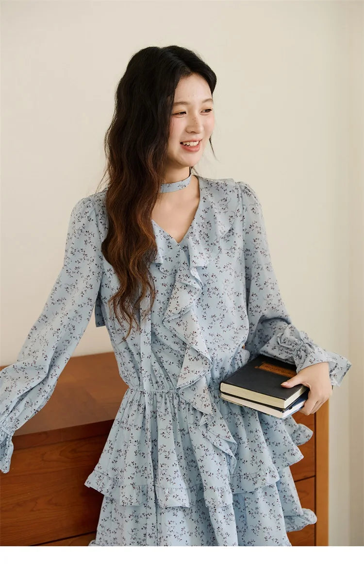 Mishow Blue Floral V-Neck Ruffled Puff Sleeve Dress MXE46L2517