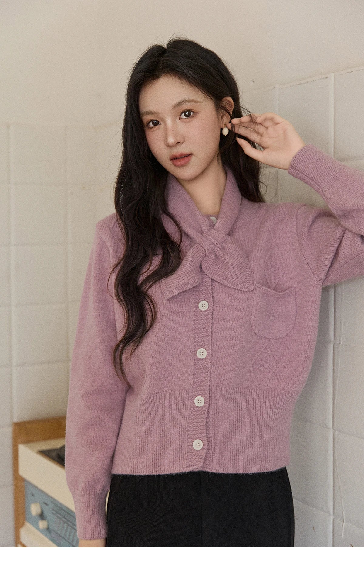 Mishow Taro Purple Detachable Scarf Sweater MXE91Z2825