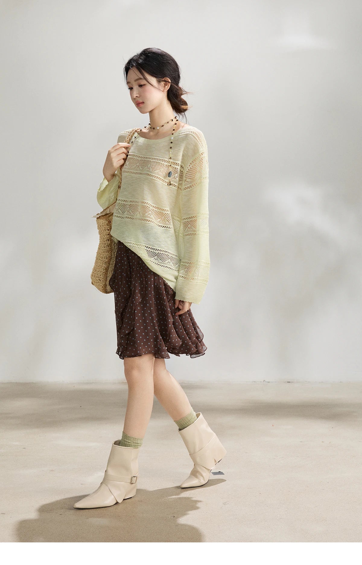 Mishow Pale Yellow Crew Neck Hollow Top MXF13Z3020