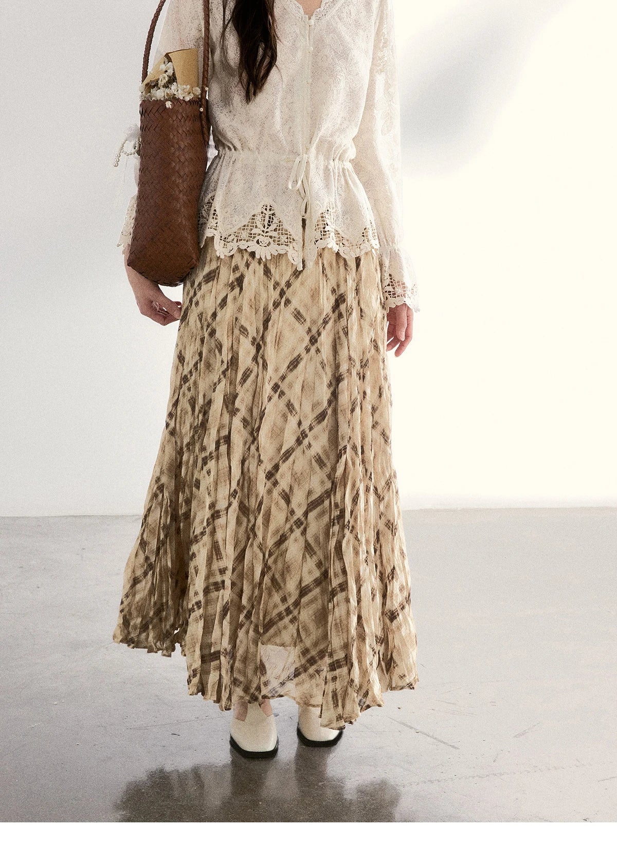 MISHOW Beige Plaid Maxi Skirt High Waist Flowy Elastic MXF108B0769