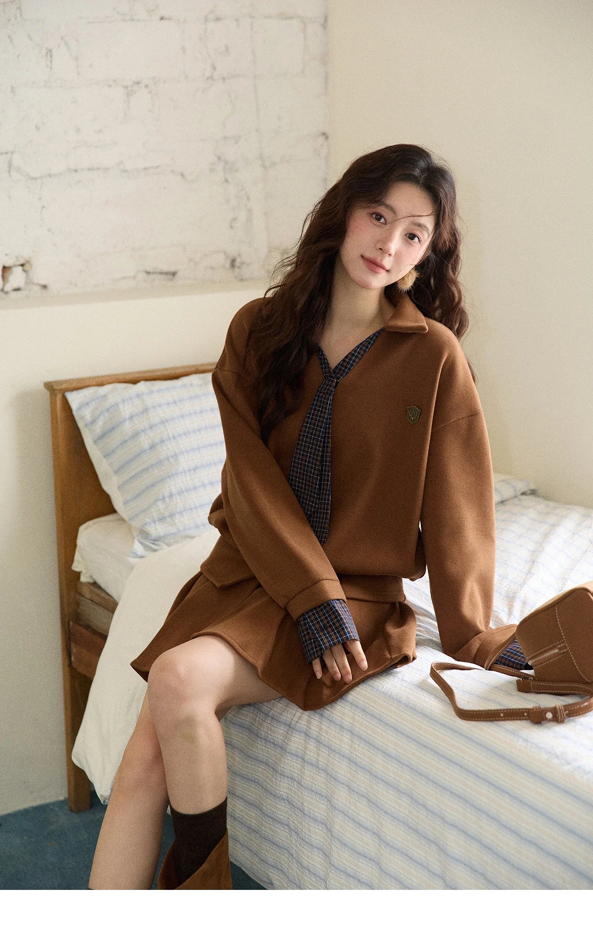 Mishow College Style Fake 2-Piece Sweatshirt & Pleated Skirt Set MXE86T1447