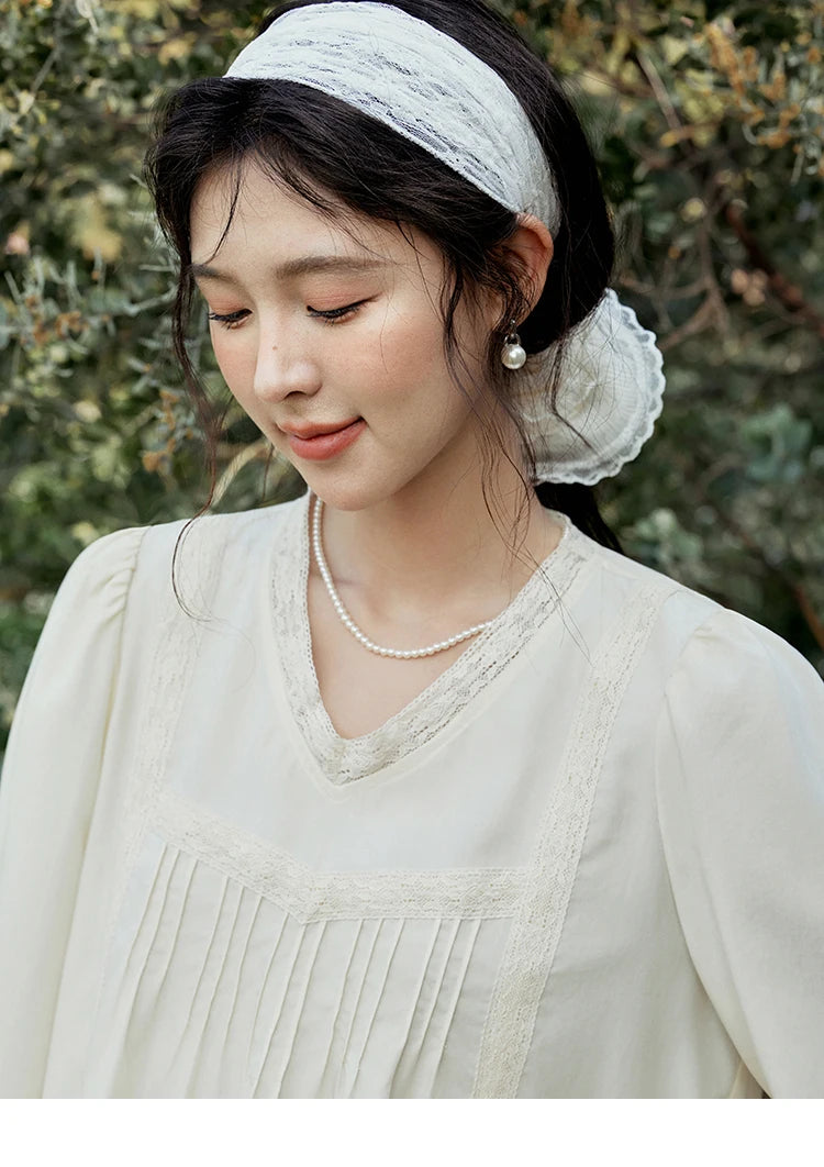 MISHOW Lyocell Blouse Lace V-Neck Puff Sleeve MXE15X1735