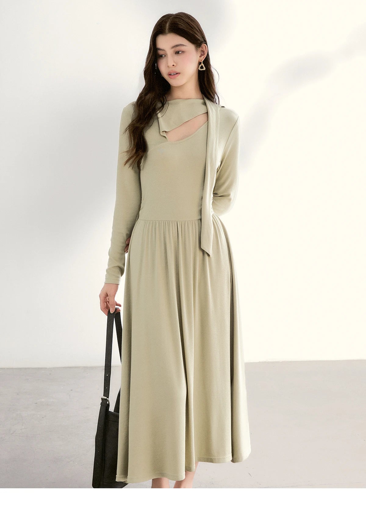Mishow Light Green Cutout Neck Hollow Ribbon Dress MXF13L2556