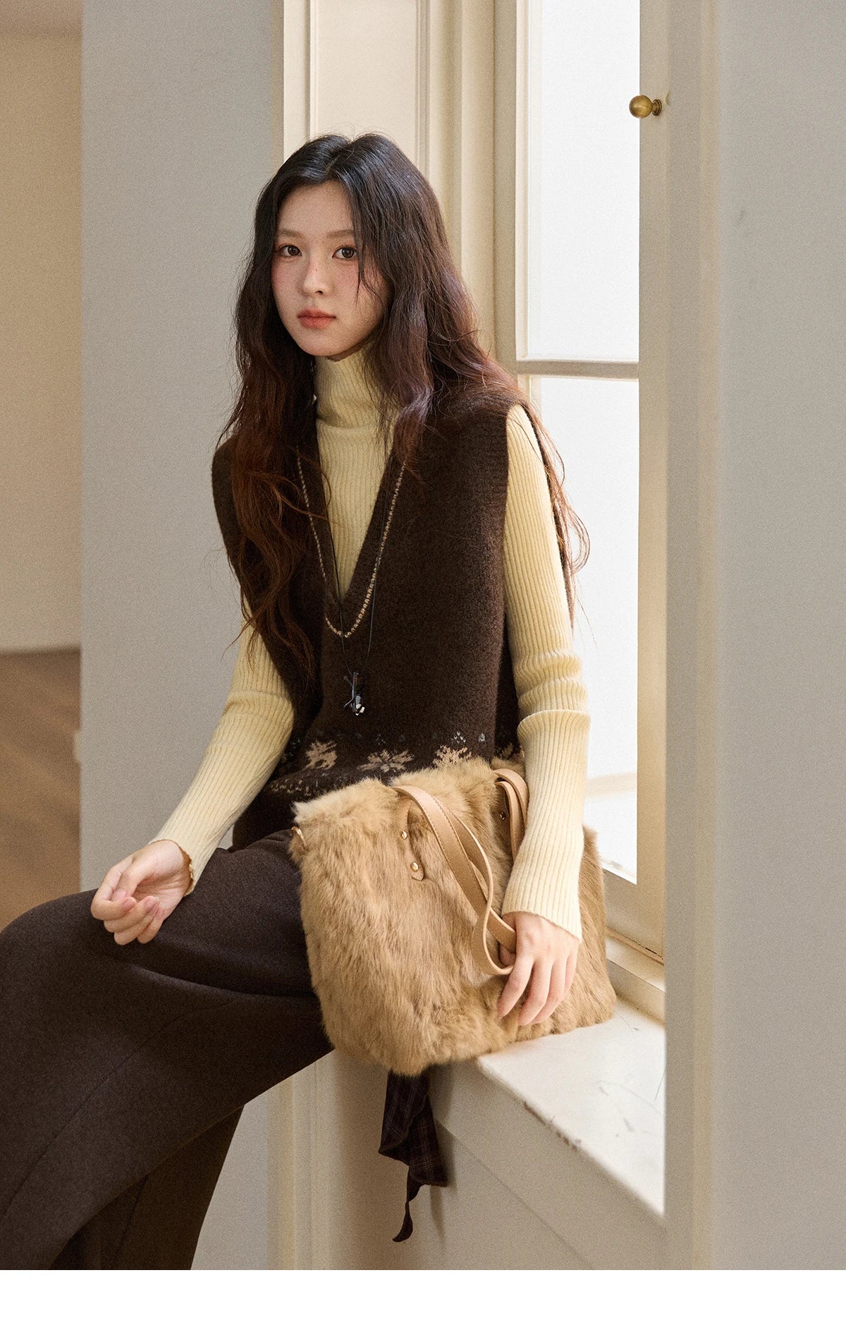 Mishow Retro Brown Jacquard V-Neck Sweater Vest MXE86Z2659