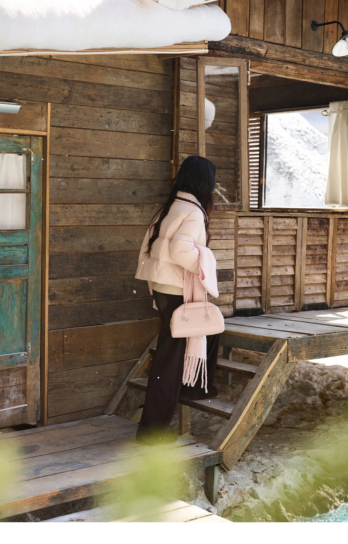 Mishow Knitted Lapel Collar Short Down Jacket MXE94Y0094