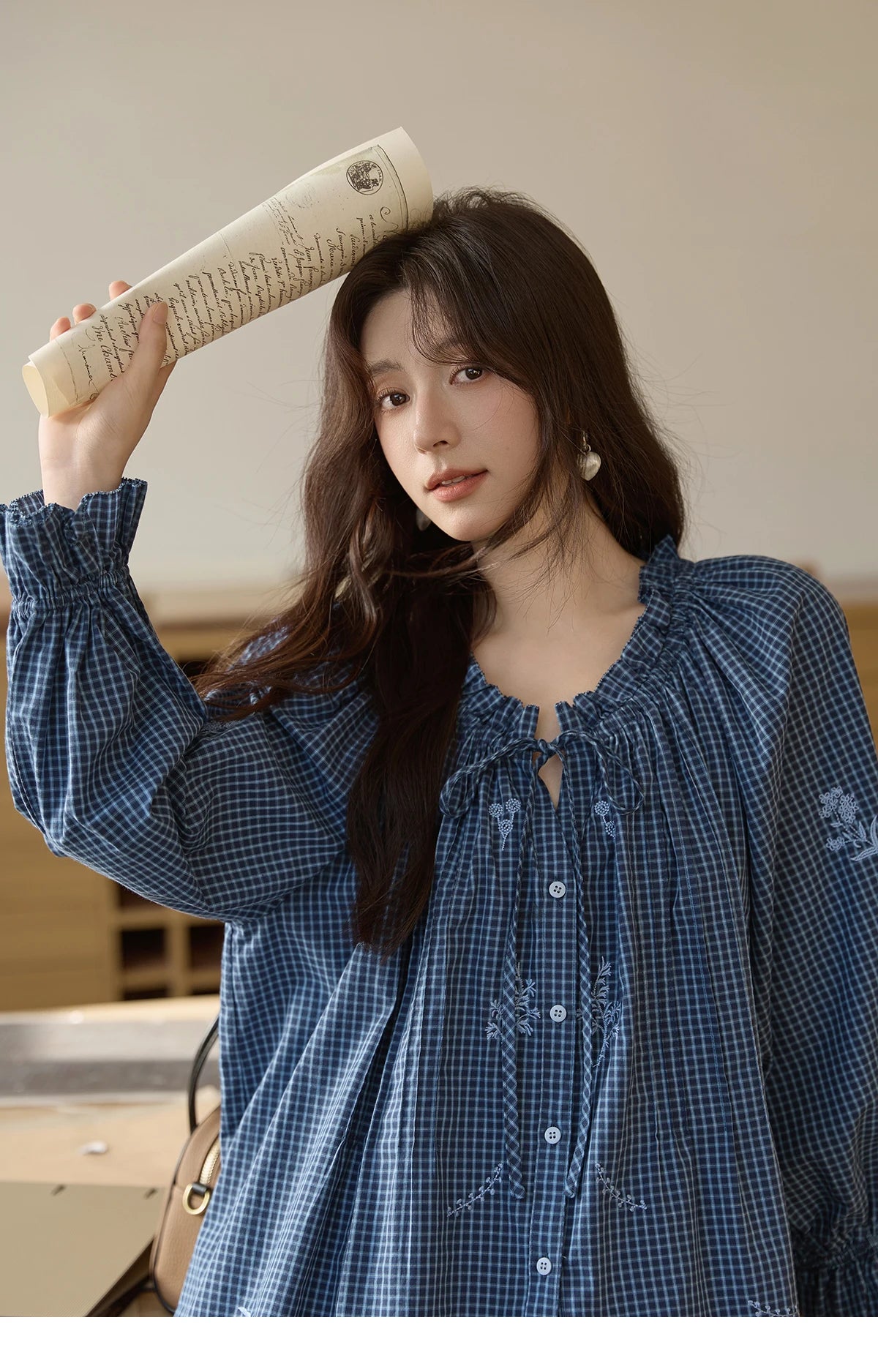 MISHOW Blue Plaid Embroidered Shirt Black Fungus Edge Collar MXE44X2467