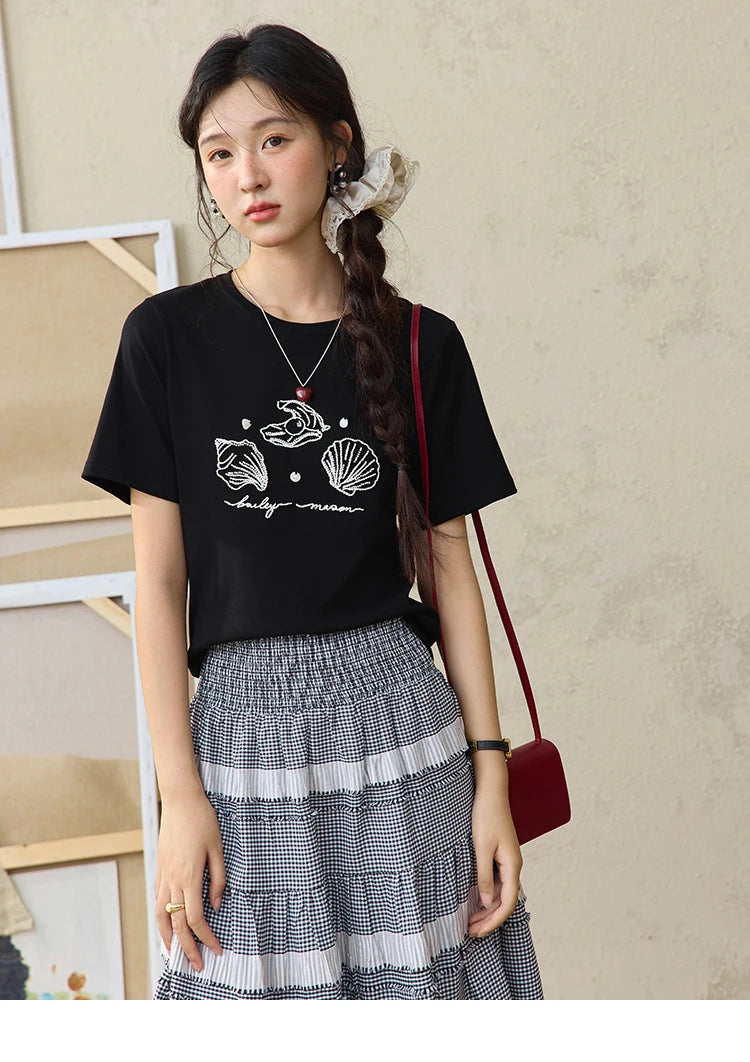 Mishow Shell Embroidered Round Neck Tee MXE34T0570