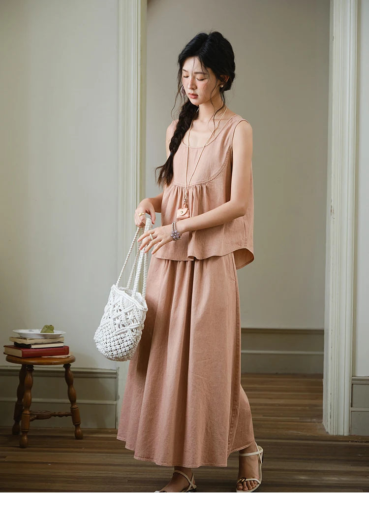 Mishow U-Neck Sleeveless Top & A-Line Skirt Set MXE35T0606