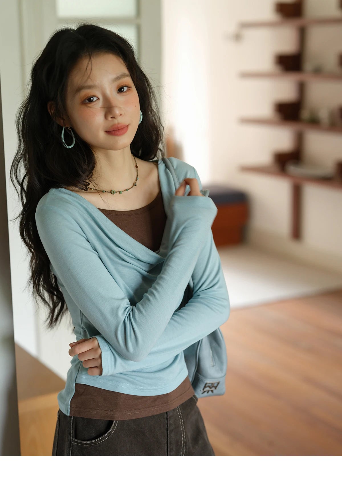 Mishow Multi Colored Fake Two-Piece Swinging Collar Sweater MXE42Z1341