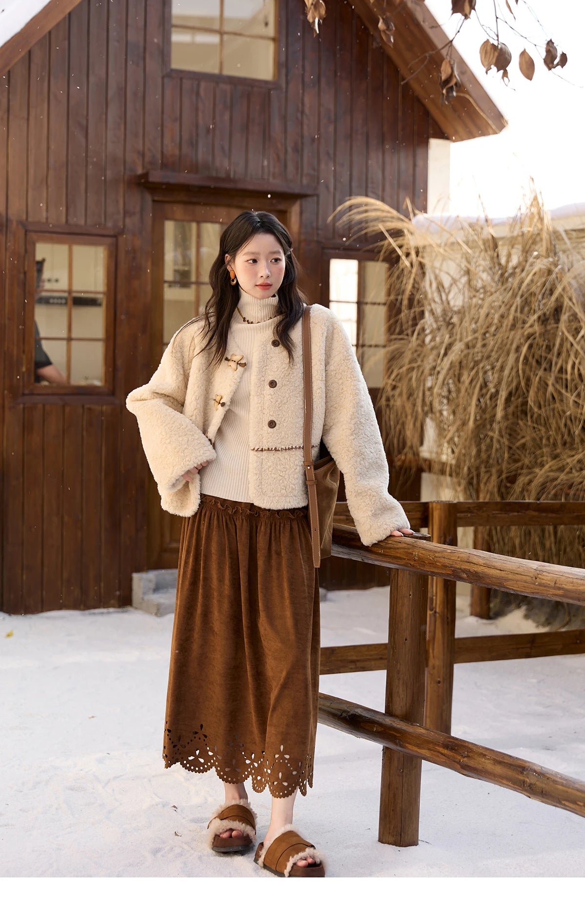 Mishow Retro Apricot Imitation Lambswool Jacket MXE51W0874