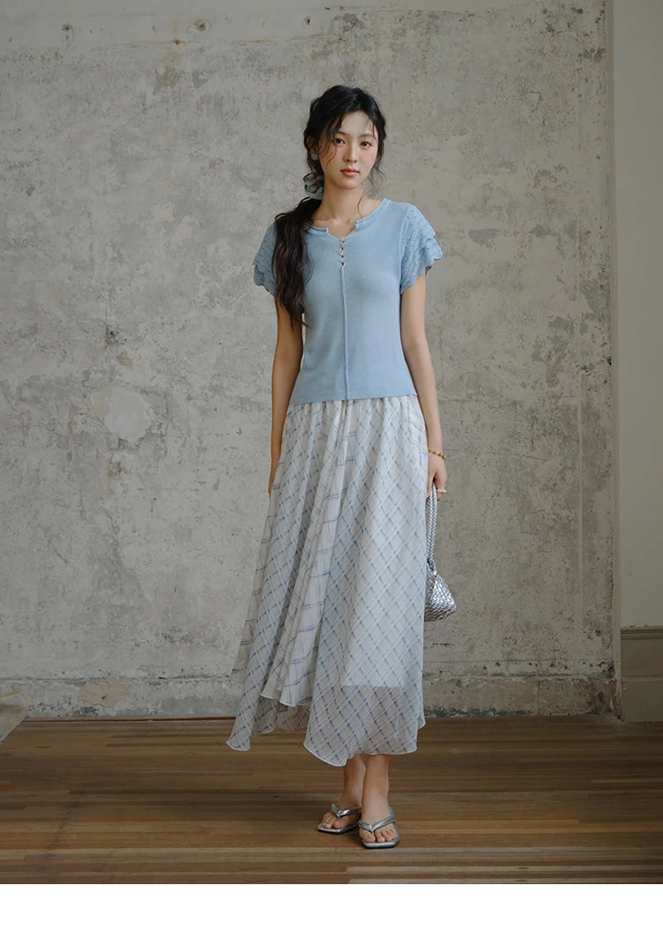Mishow Blue Button O-Neck Wool Tee MXE34Z1262
