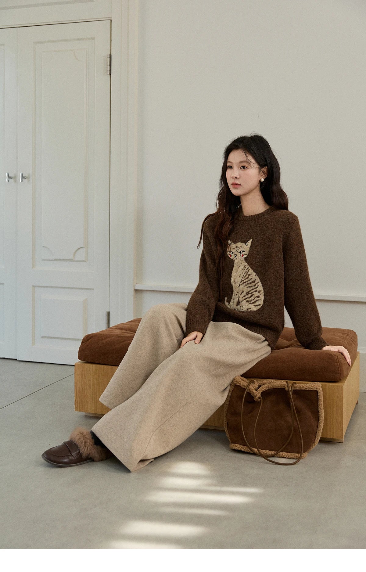 Mishow Brown Cat Pattern Jacquard Pullover MXE94Z2991