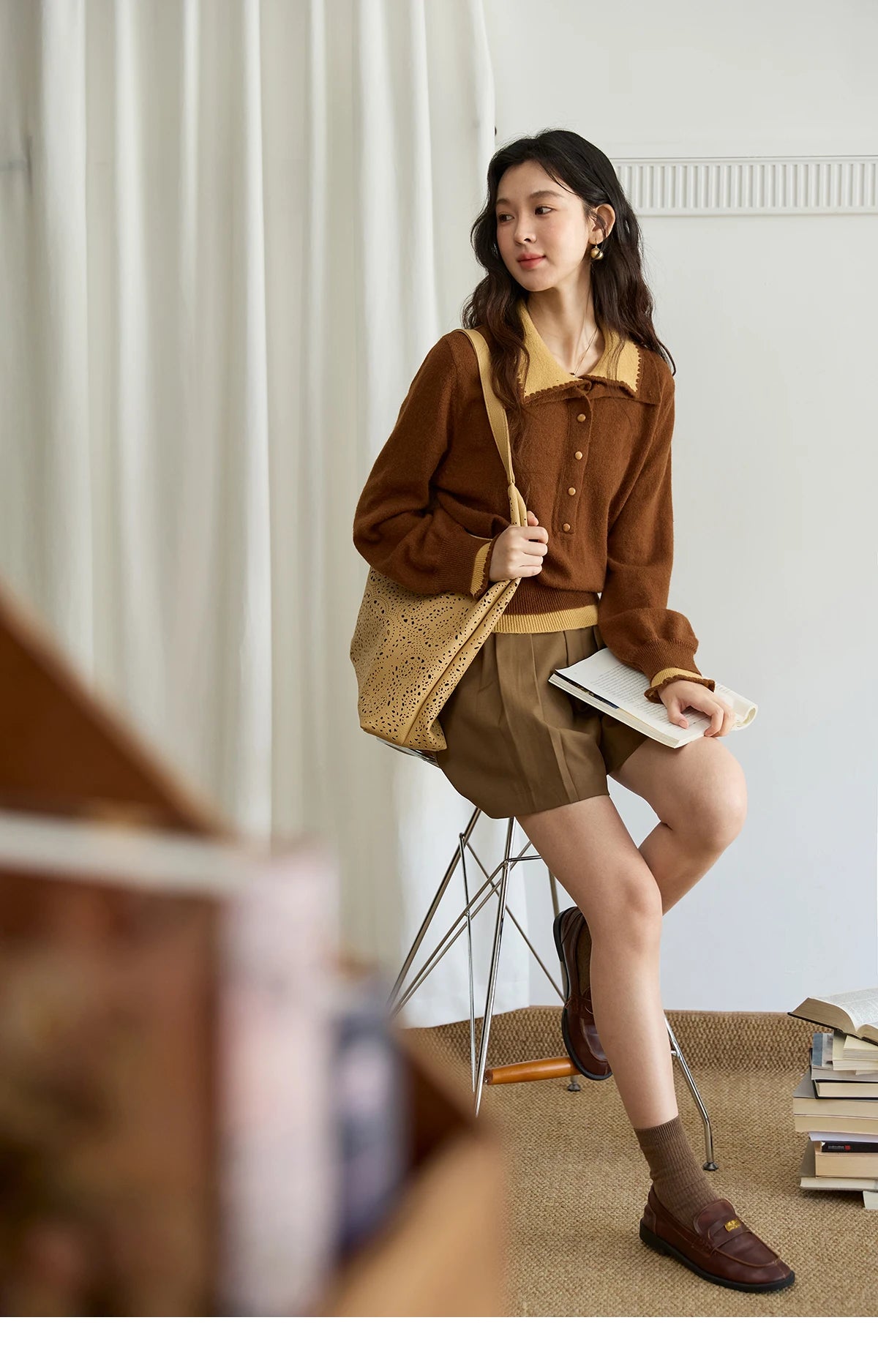 Mishow Double-Layer Turn-Down Collar Loose Sweater MXE45Z2502