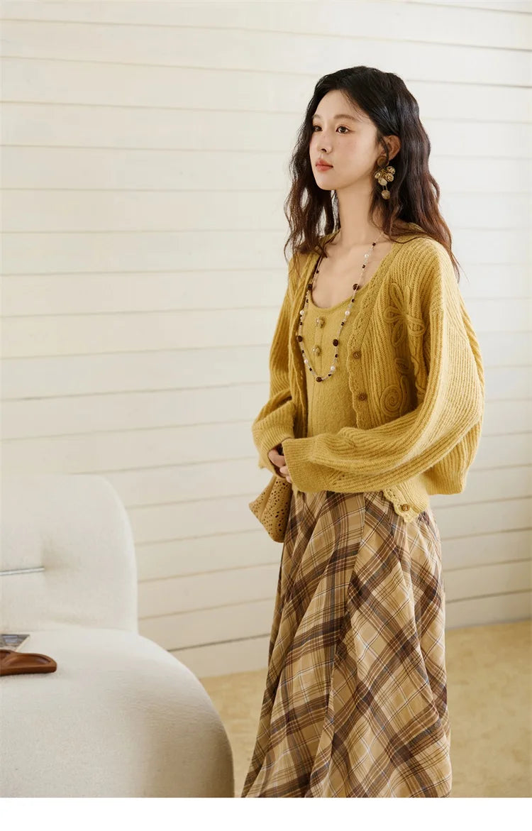 Mishow Yellow V-Neck Cardigan & Slim Camisole Set MXE45T0742