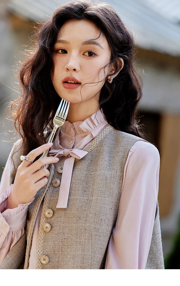 Mishow Korean Woolen Vest & Pleated Mini Skirt Set MXE13W0708