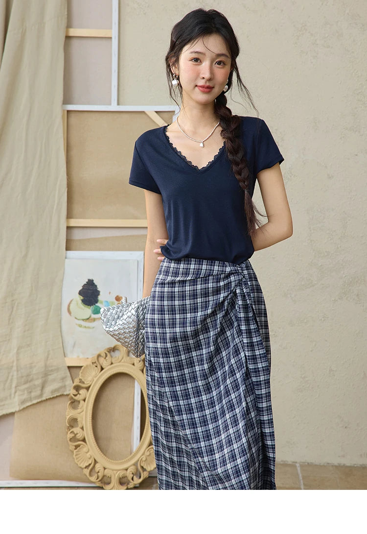 Mishow V-Neck Lace Spliced Office Tee MXE36T0644