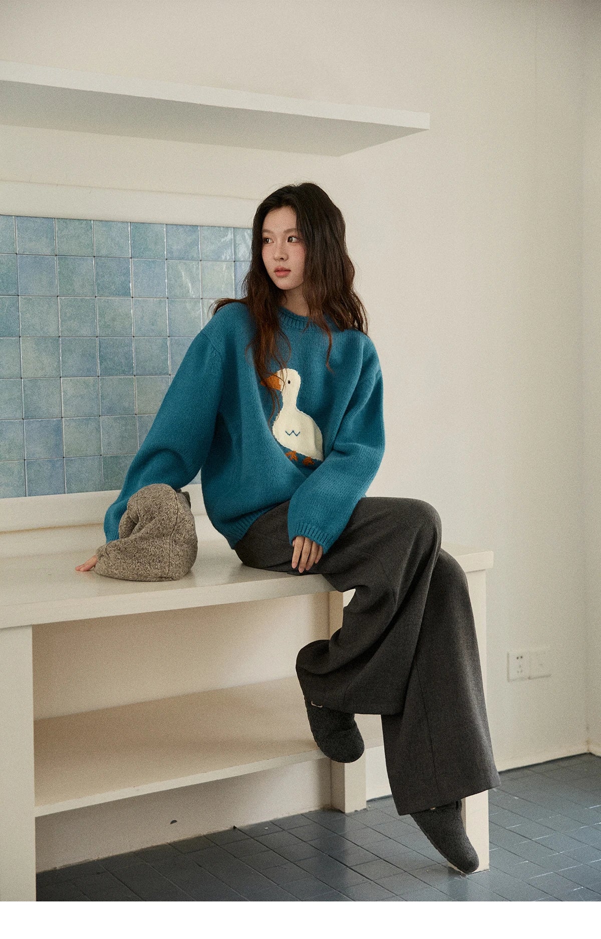 Mishow Peacock Blue Jacquard Loose Sweater MXE86Z2751